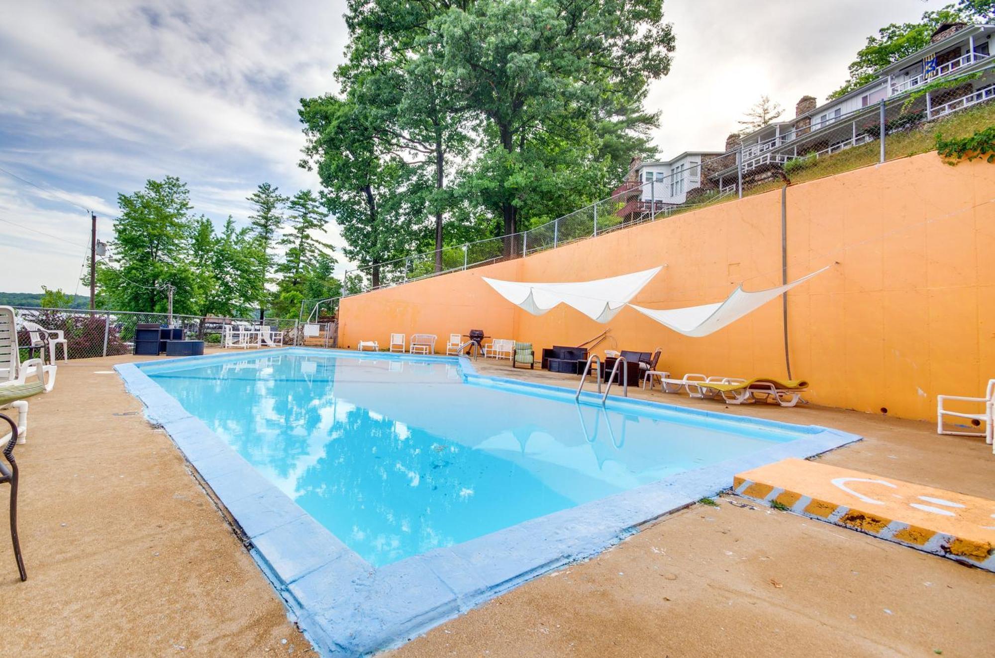 Cozy Lake Ozark Condo Rental With Grill, Pool Access Eksteriør bilde