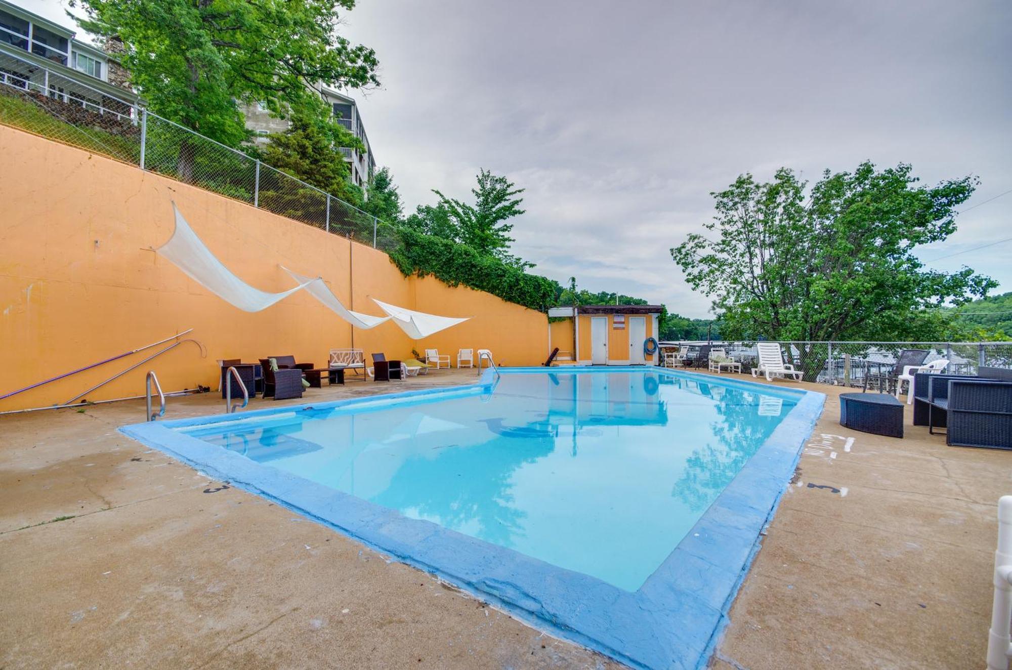 Cozy Lake Ozark Condo Rental With Grill, Pool Access Eksteriør bilde